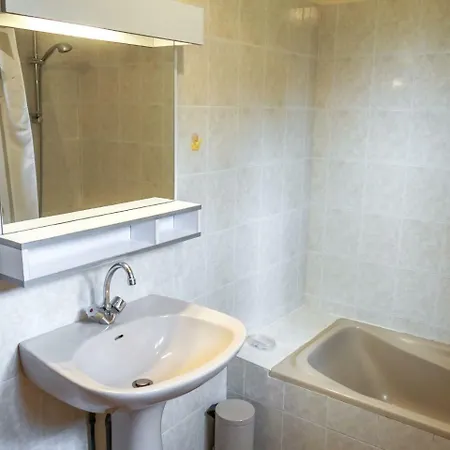 Semesterbostad Les Chenes By Interhome *