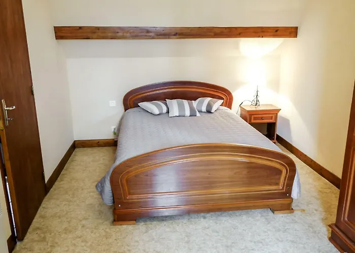 Les Chenes By Interhome *